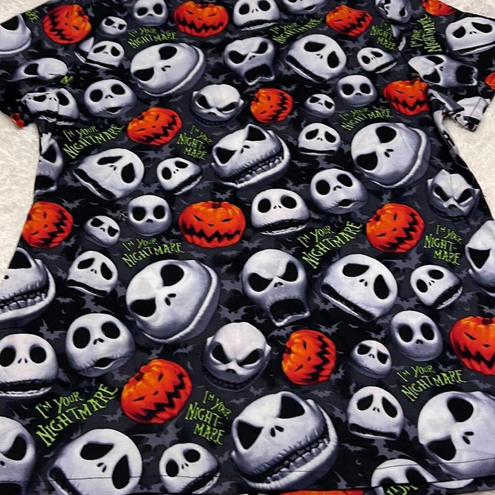 Disney nightmare before Christmas  scrub top medium - Picture 10 of 11